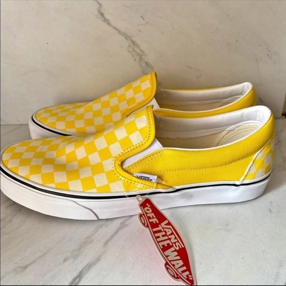 🏈🏈NWT Size 11.5 Men’s New Never Worn Van’s Yellow Shoe’s. Comfortable Casual - Picture 8 of 8
